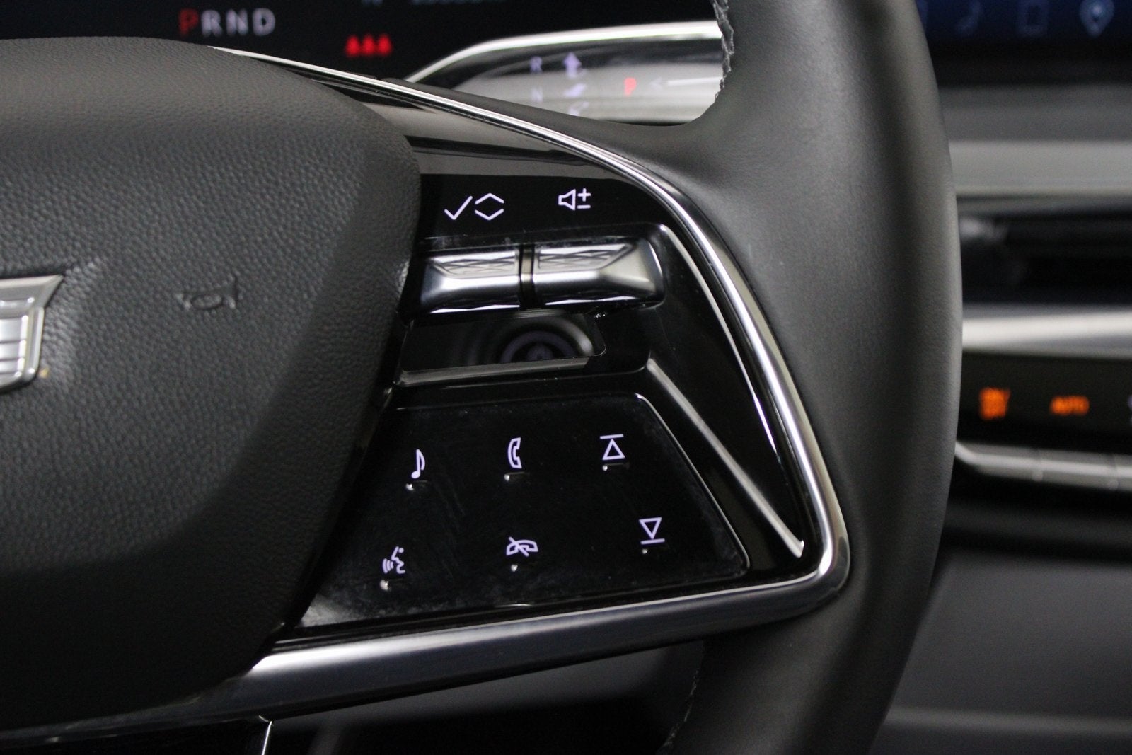 2024 Cadillac LYRIQ Luxury Luxury 1