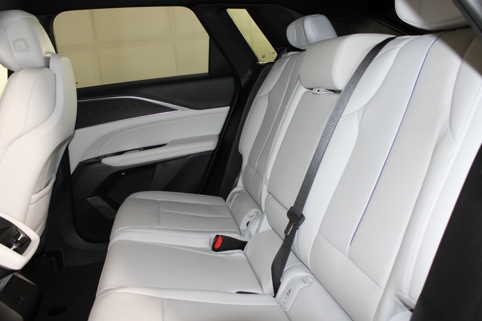 2024 Cadillac LYRIQ Luxury Luxury 1