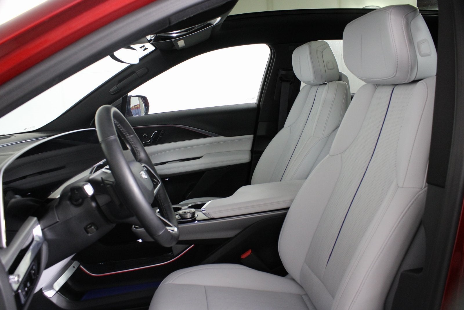 2024 Cadillac LYRIQ Luxury Luxury 1