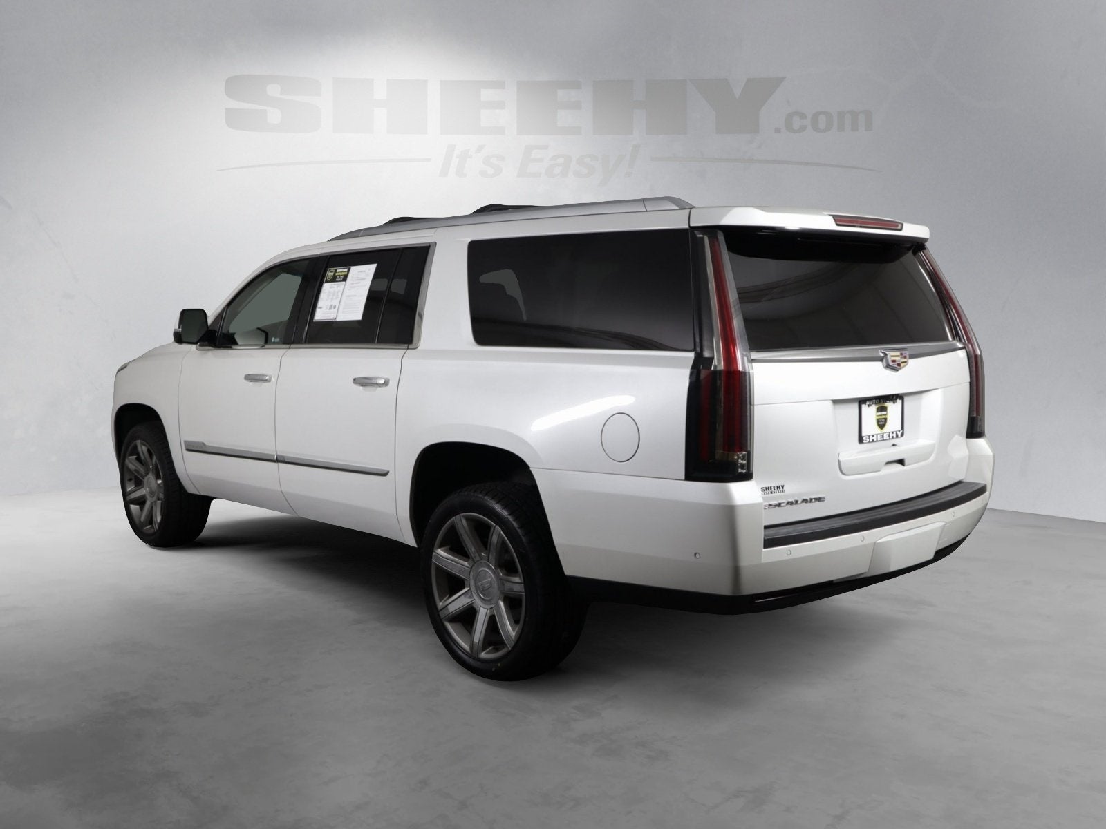 2017 Cadillac Escalade ESV Luxury