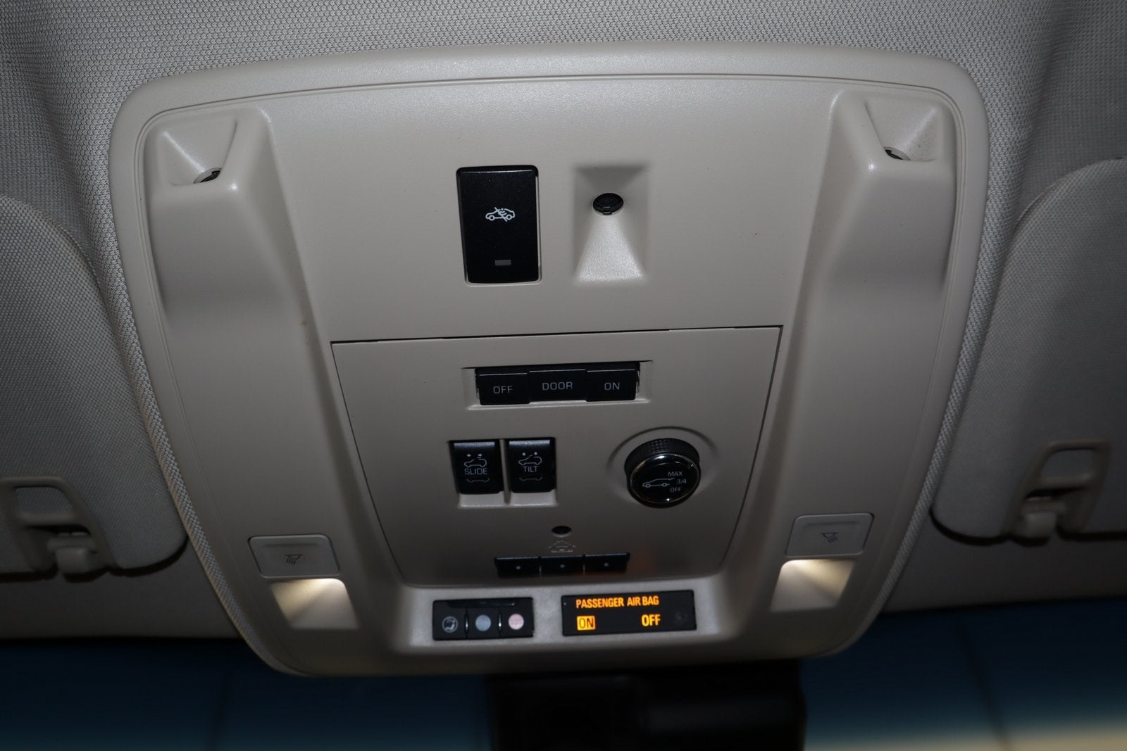 2017 Cadillac Escalade ESV Luxury