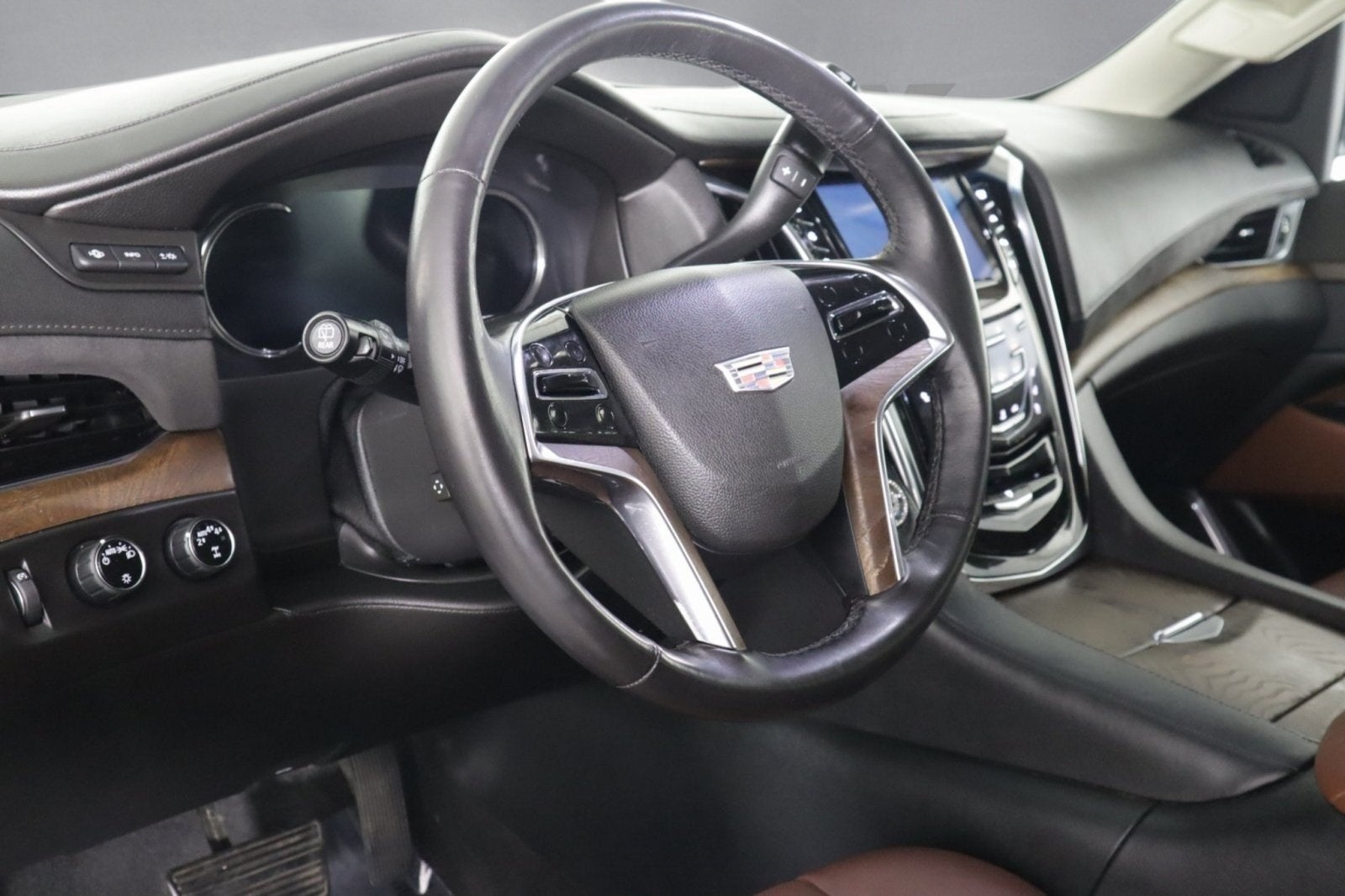 2017 Cadillac Escalade ESV Luxury