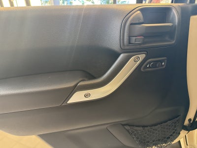 2011 Jeep Wrangler Unlimited Sahara