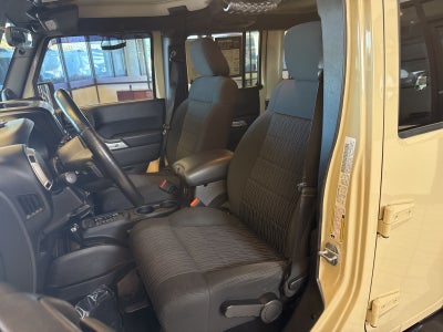 2011 Jeep Wrangler Unlimited Sahara