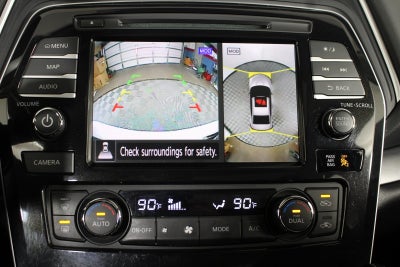 2023 Nissan Maxima Platinum