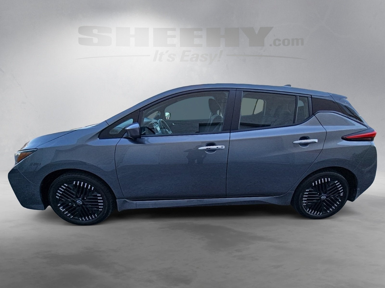 2025 Nissan Leaf SV Plus