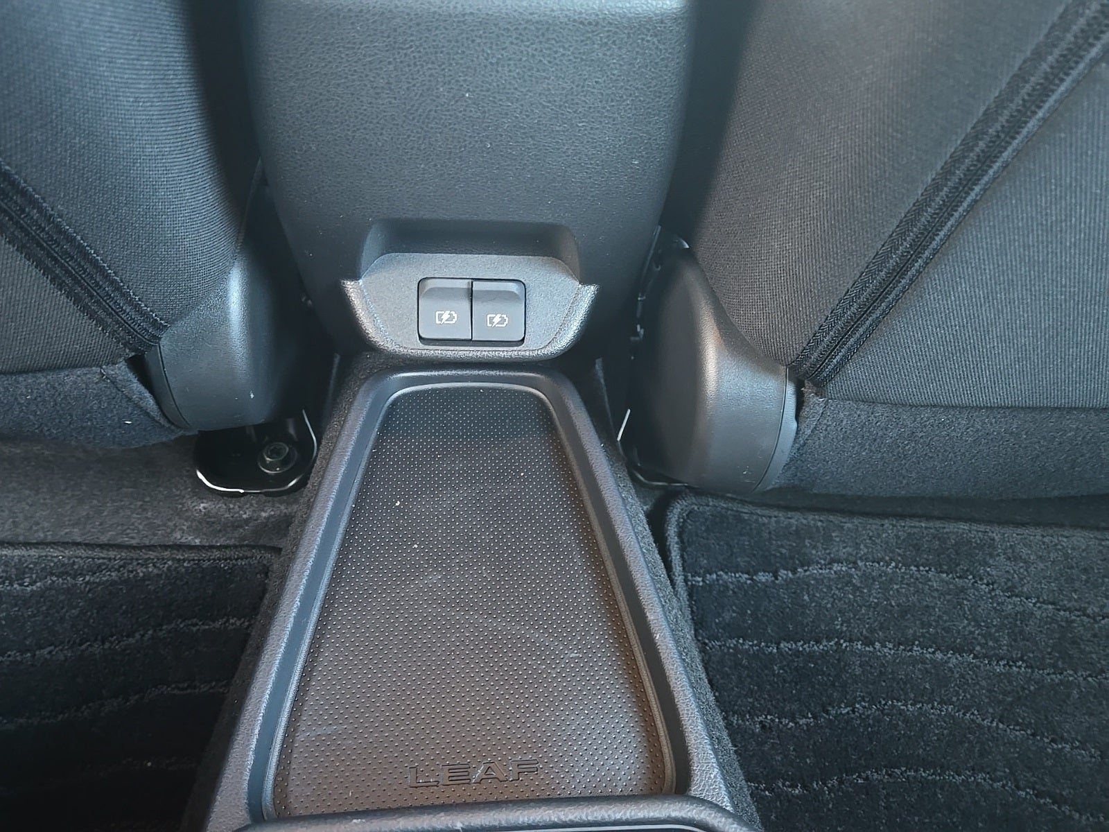 2025 Nissan Leaf SV Plus