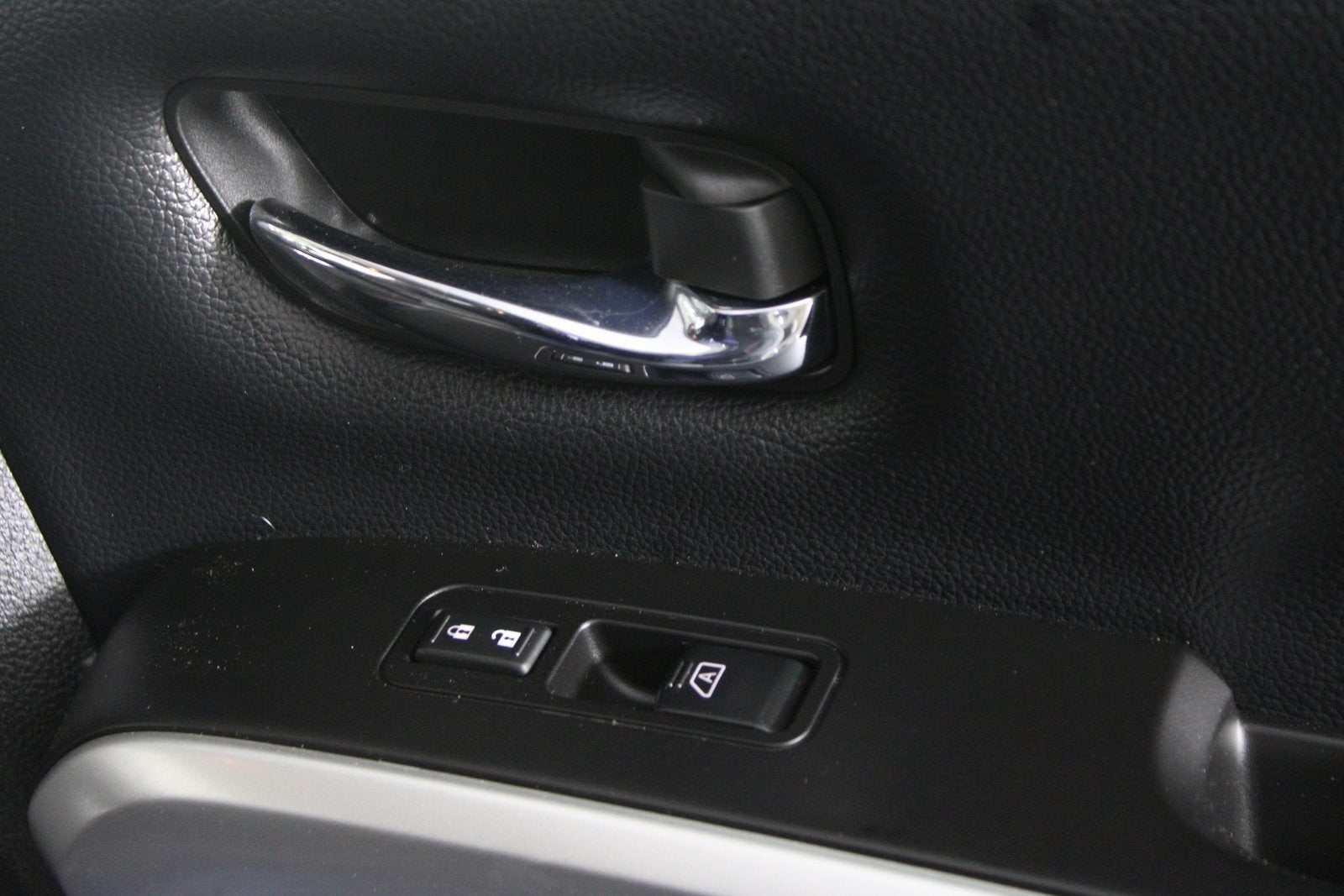 2019 Nissan Titan SV