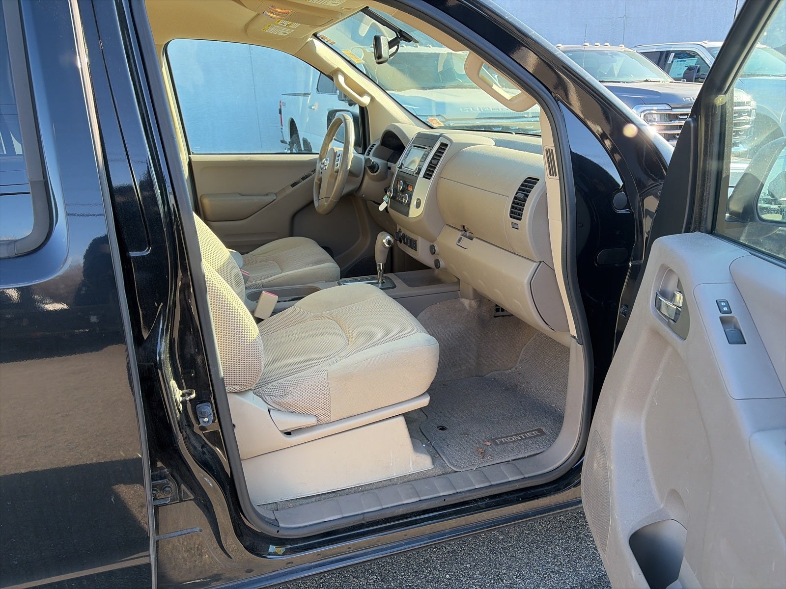 2016 Nissan Frontier SV