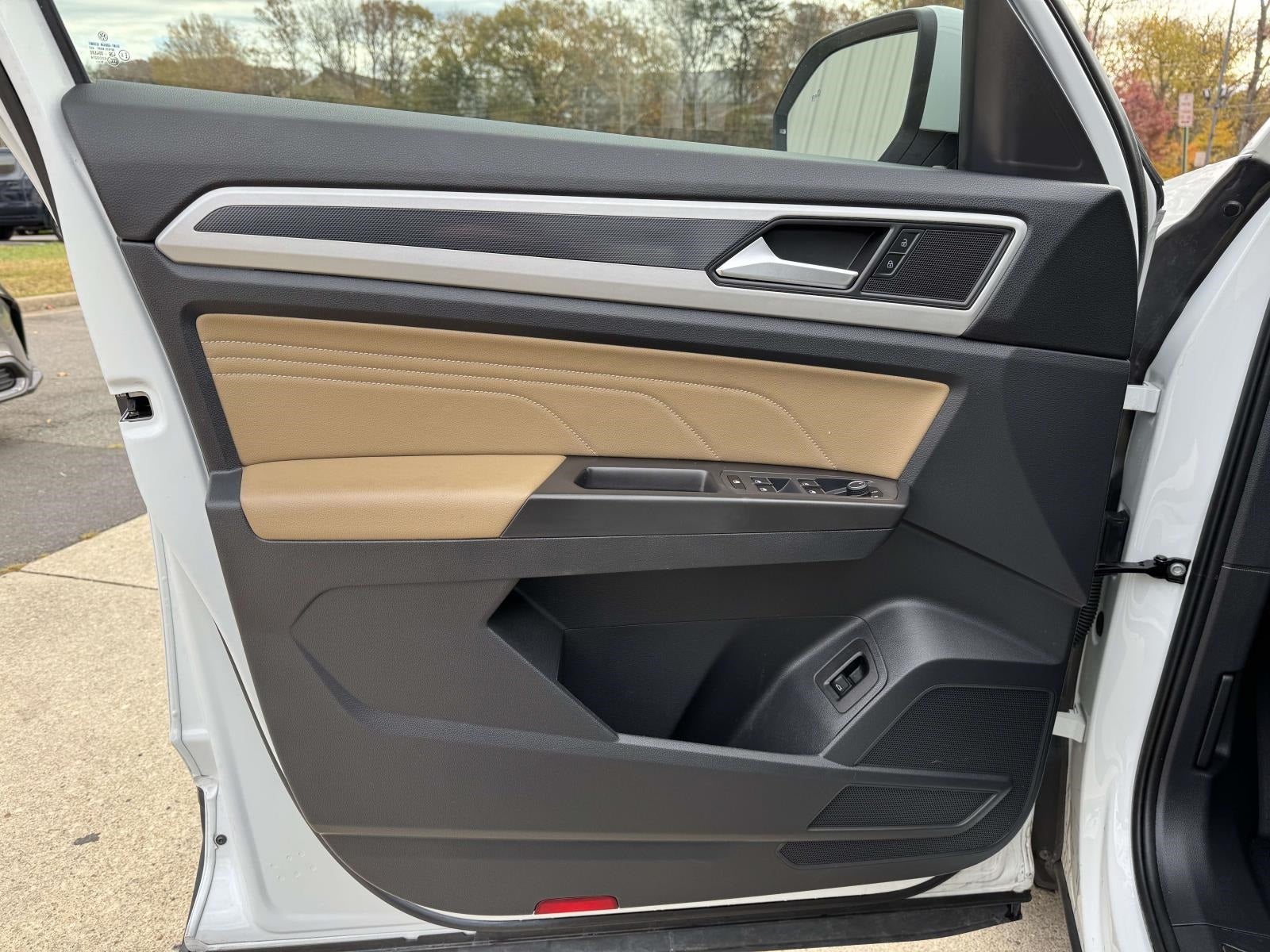 2022 Volkswagen Atlas Cross Sport 2.0T SEL