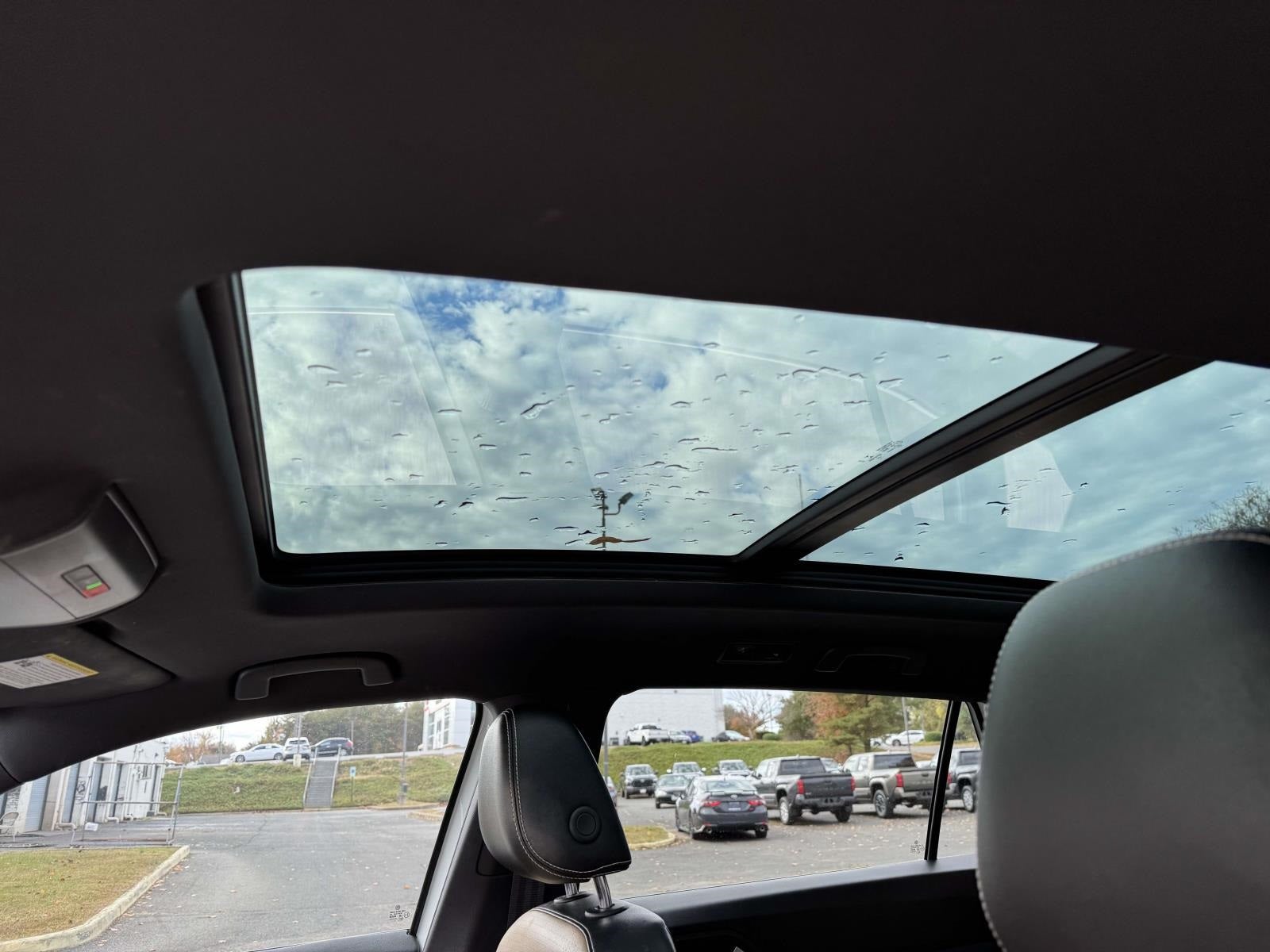 2022 Volkswagen Atlas Cross Sport 2.0T SEL