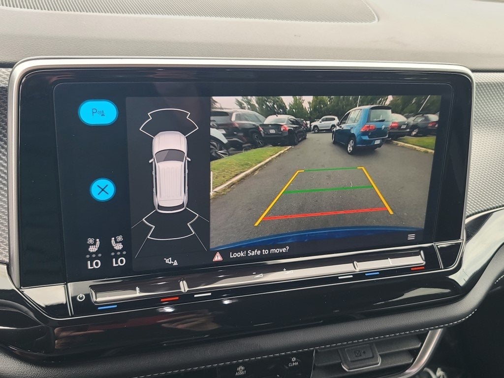 2025 Volkswagen Atlas Cross Sport 2.0T SEL