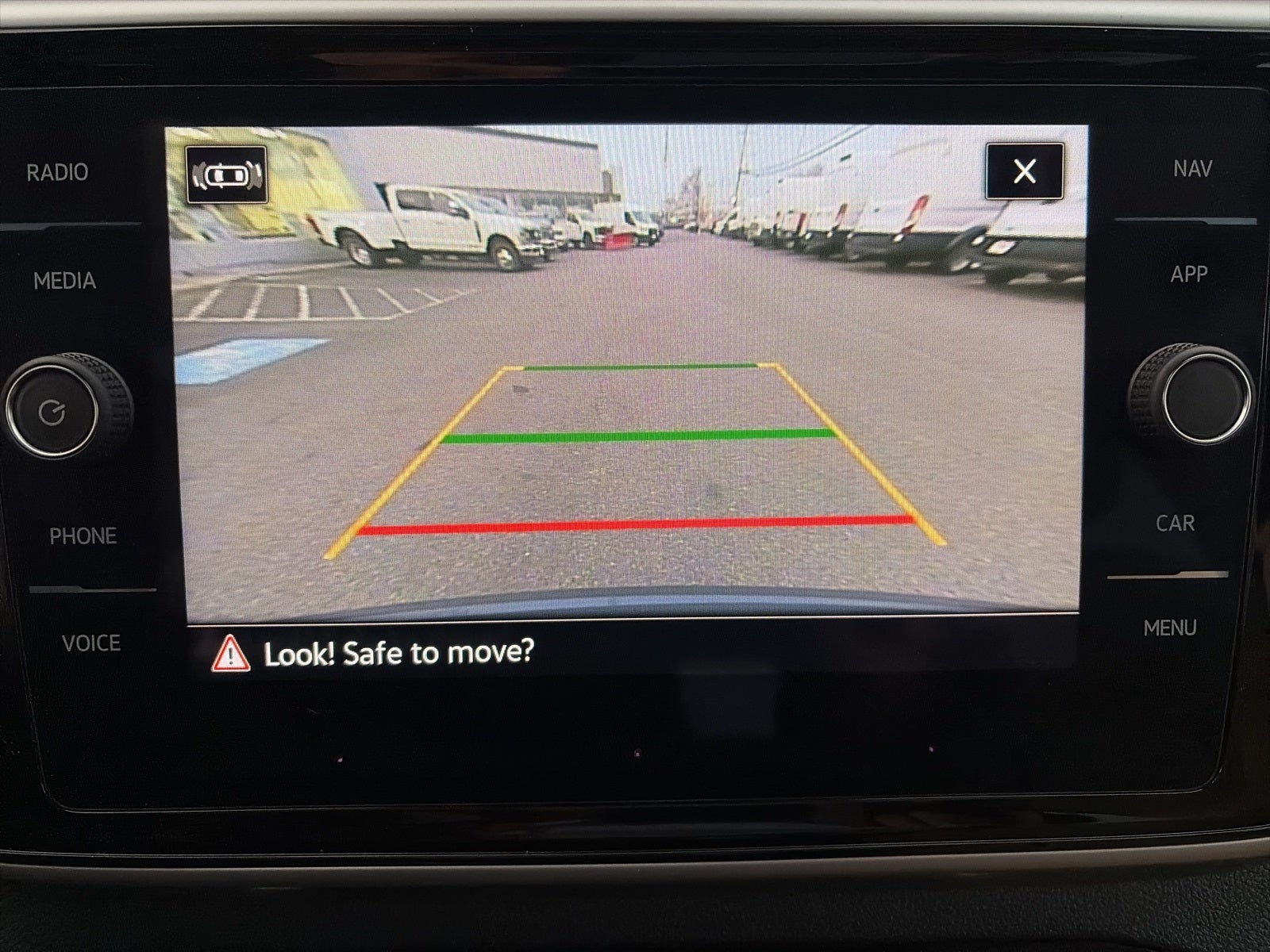 2023 Volkswagen Atlas Cross Sport 3.6L V6 SEL Premium R-Line