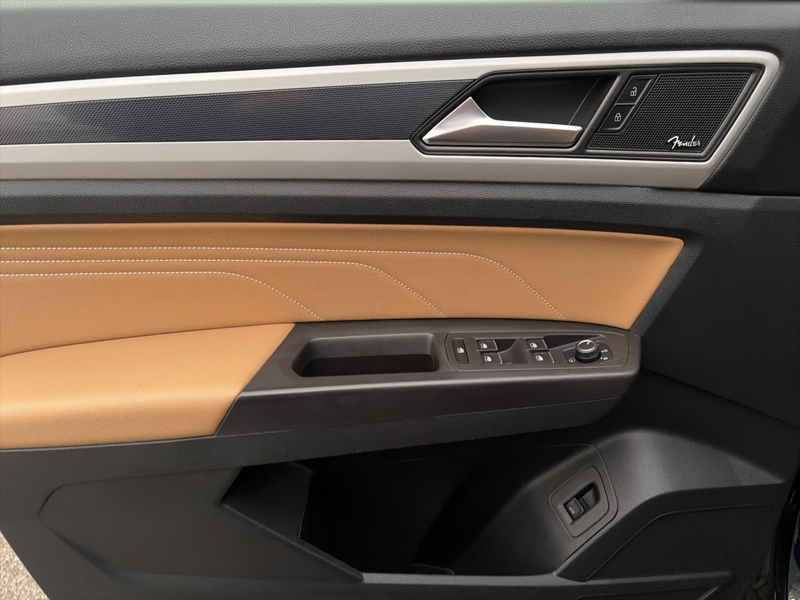 2023 Volkswagen Atlas Cross Sport 3.6L V6 SEL Premium R-Line