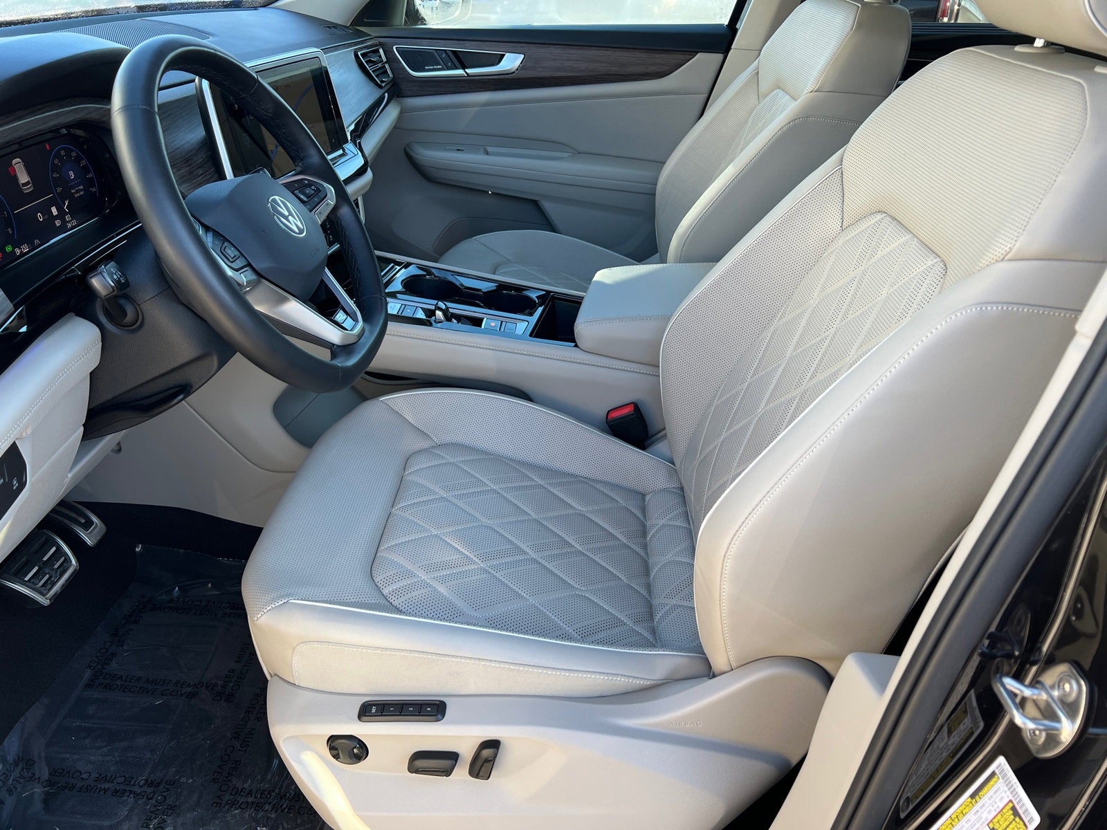 2024 Volkswagen Atlas 2.0T SEL Premium R-Line