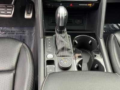 2022 Volkswagen Atlas Cross Sport 2.0T SEL R-Line