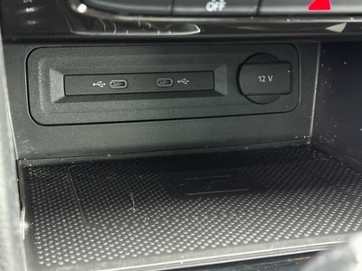 2022 Volkswagen Atlas Cross Sport 2.0T SEL R-Line