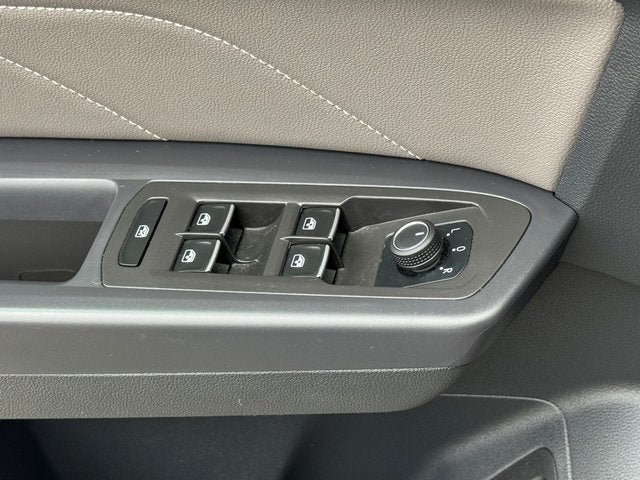 2022 Volkswagen Atlas Cross Sport 2.0T SEL R-Line