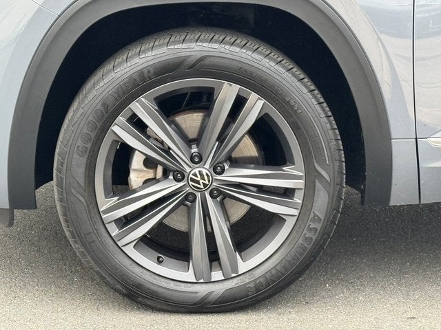 2022 Volkswagen Atlas Cross Sport 2.0T SEL R-Line