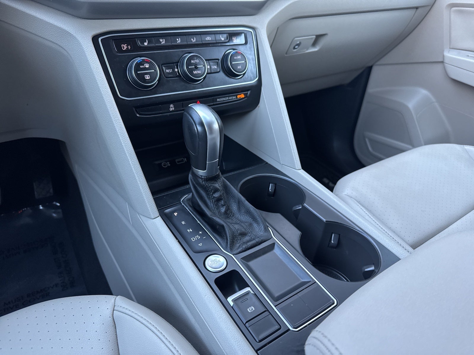 2019 Volkswagen Atlas 3.6L V6 SE w/Technology