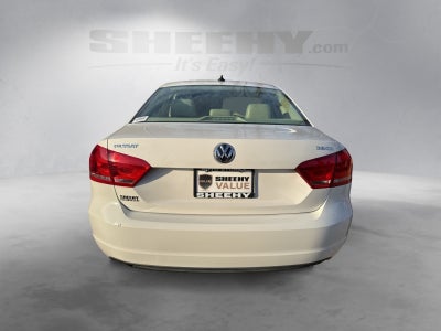 2013 Volkswagen Passat V6 SE w/Sunroof