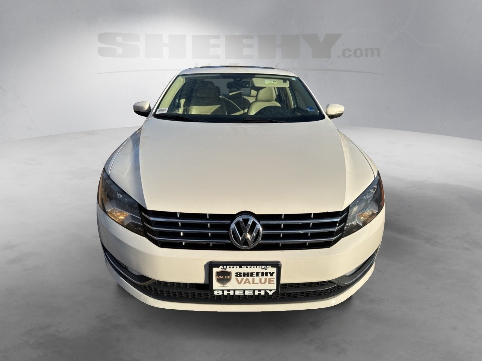 2013 Volkswagen Passat V6 SE w/Sunroof