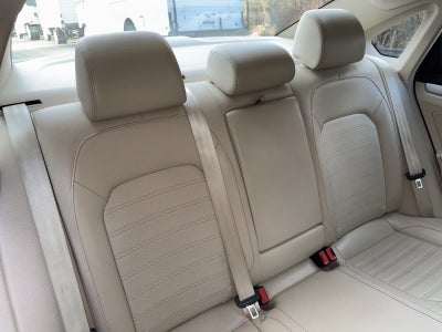 2013 Volkswagen Passat V6 SE w/Sunroof