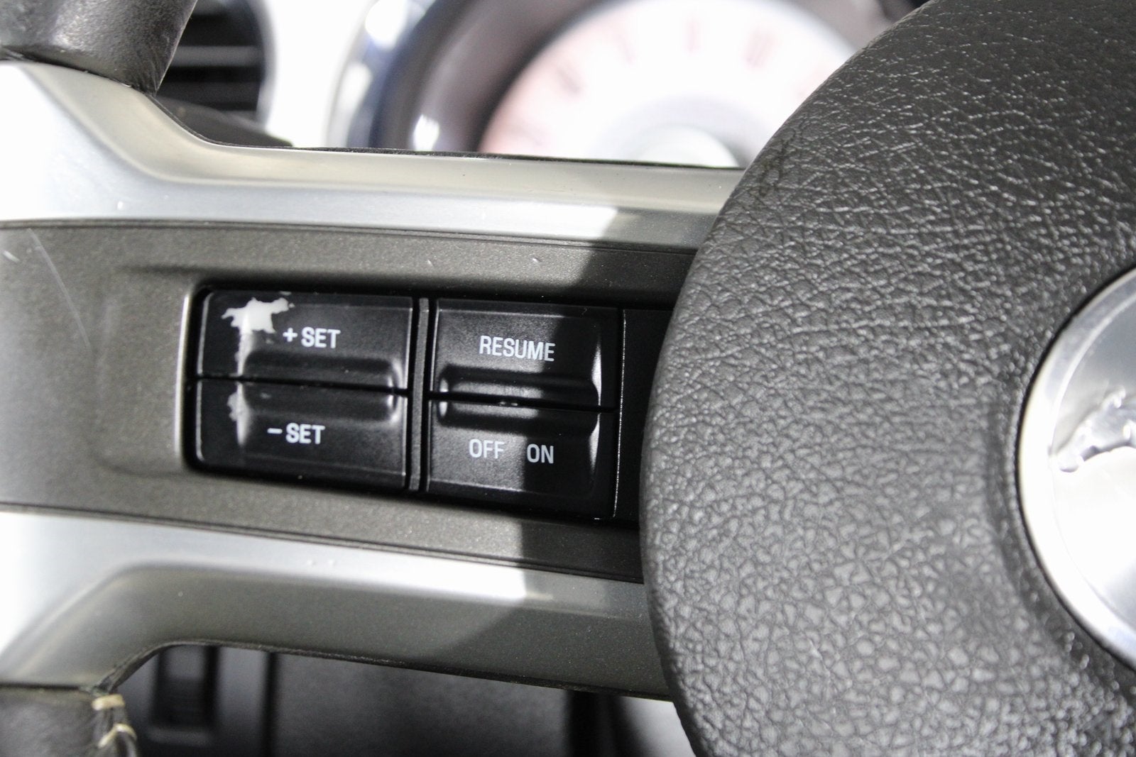 2011 Ford Mustang V6 Premium