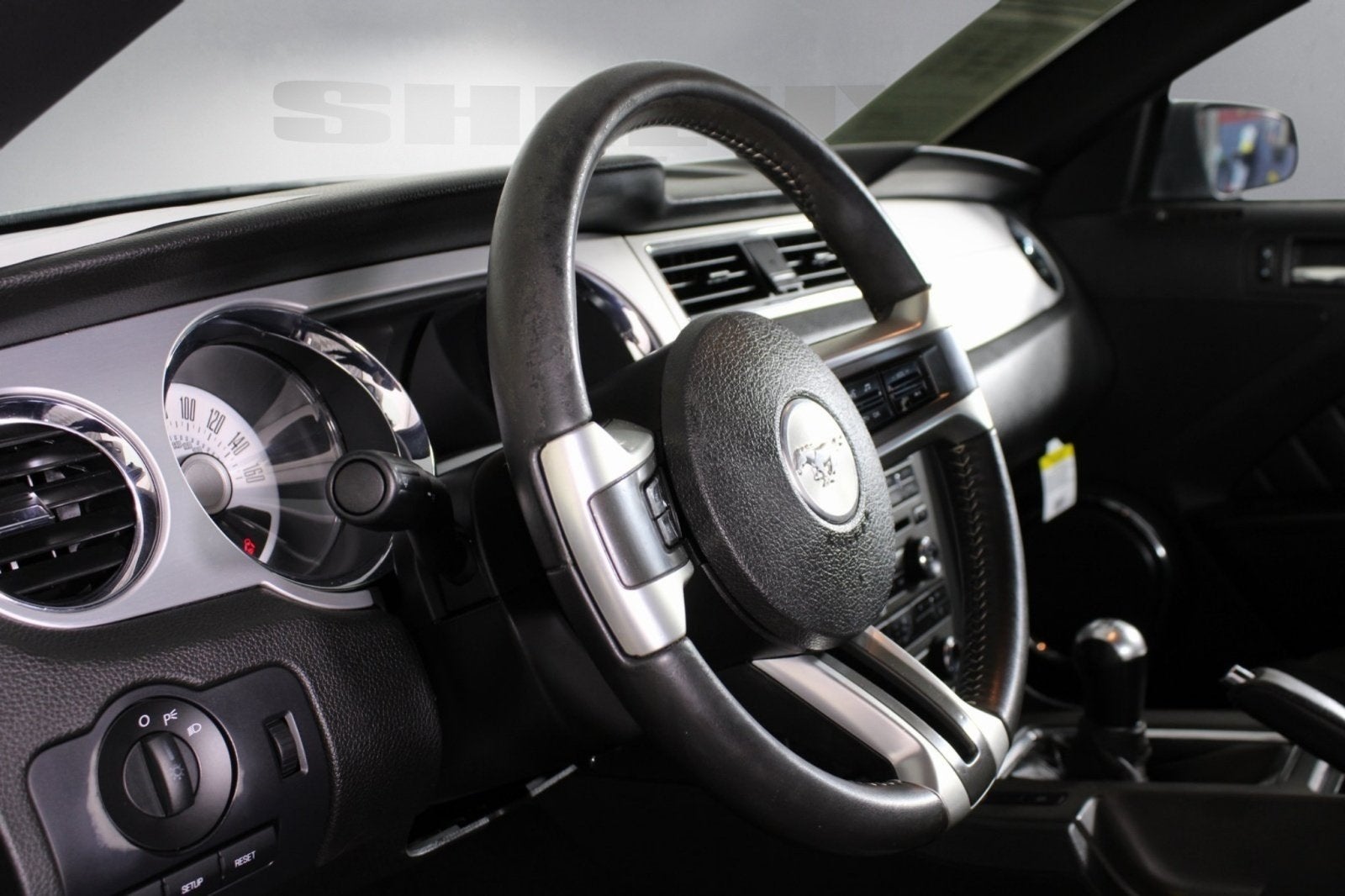 2011 Ford Mustang V6 Premium