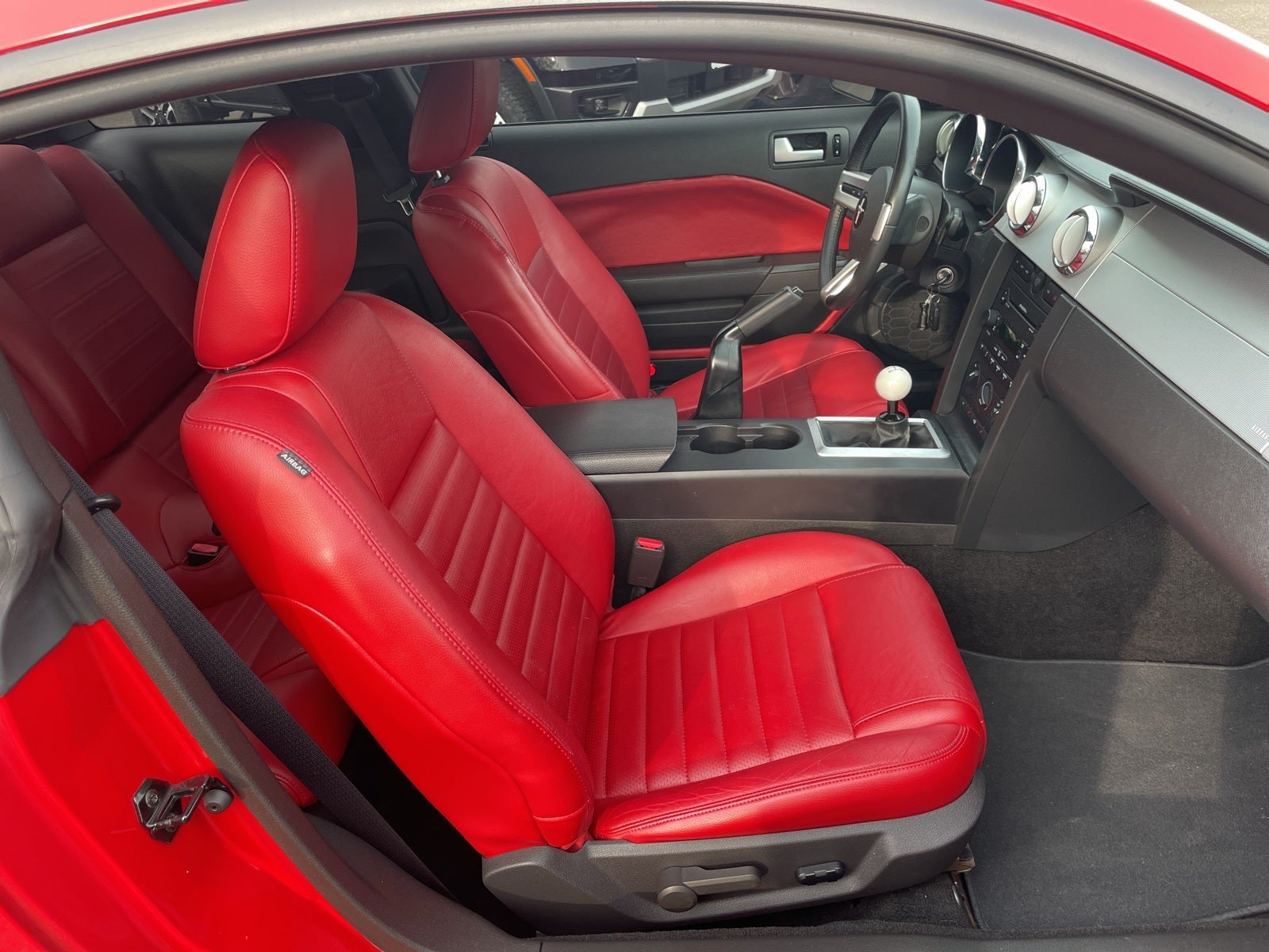 2007 Ford Mustang GT Deluxe