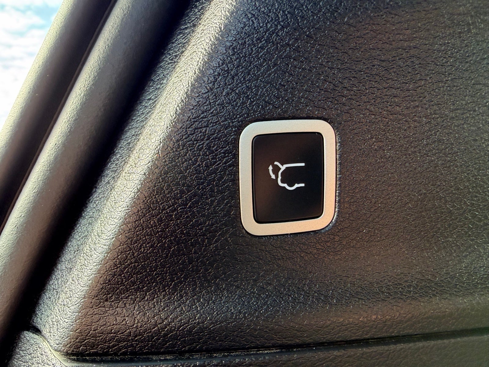 2025 Chrysler Pacifica Hybrid Select