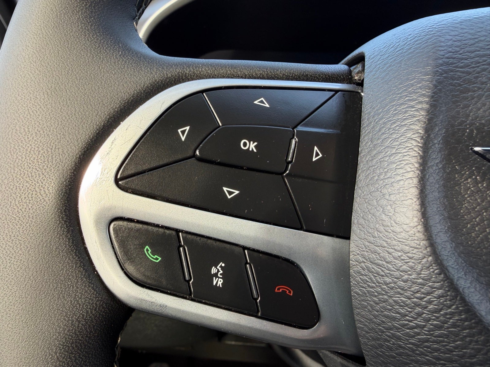 2025 Chrysler Pacifica Hybrid Select