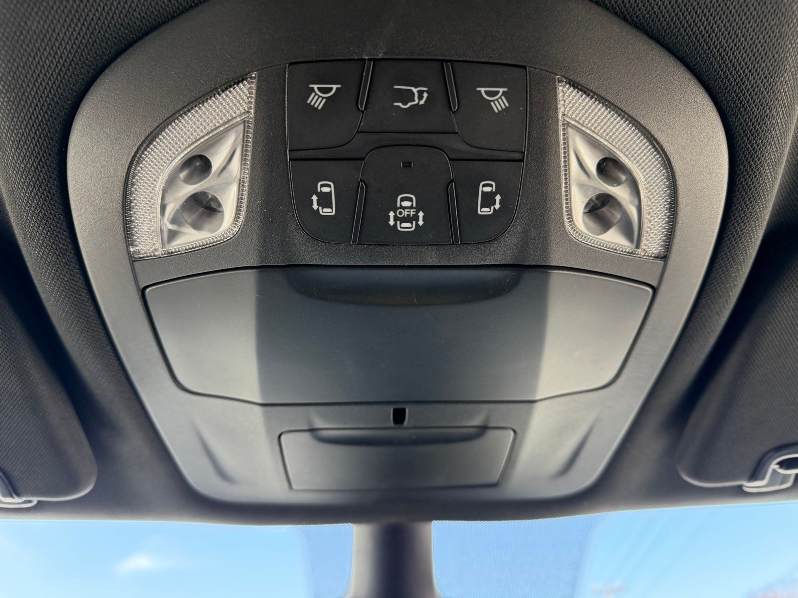 2025 Chrysler Pacifica Hybrid Select