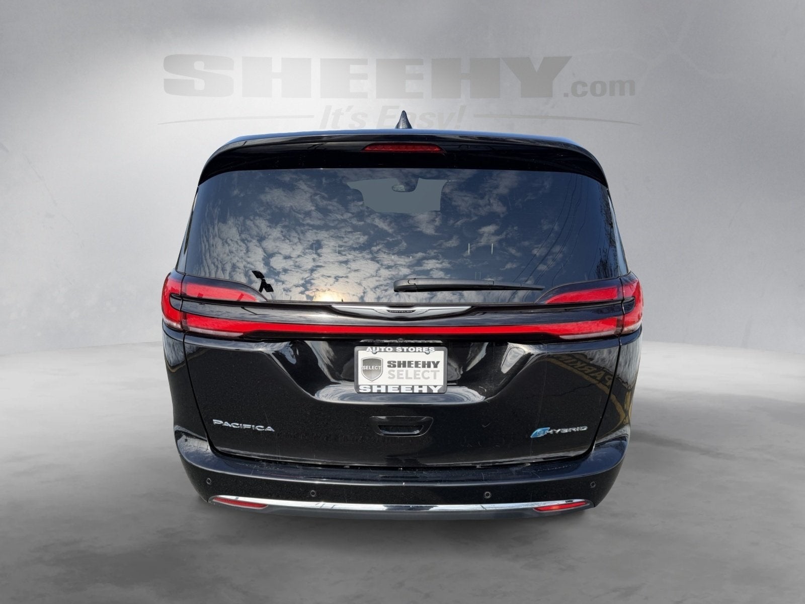 2025 Chrysler Pacifica Hybrid Select