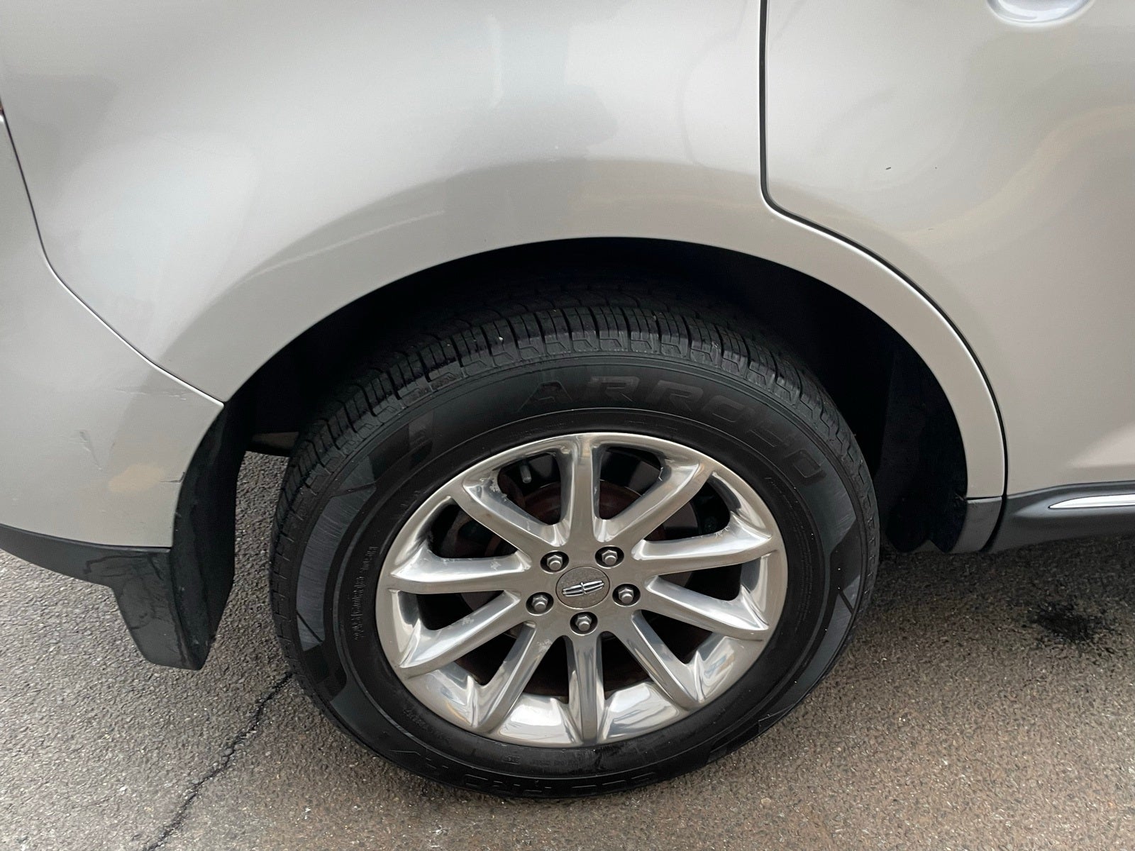 2014 Lincoln MKX Base Elite Equipment Group