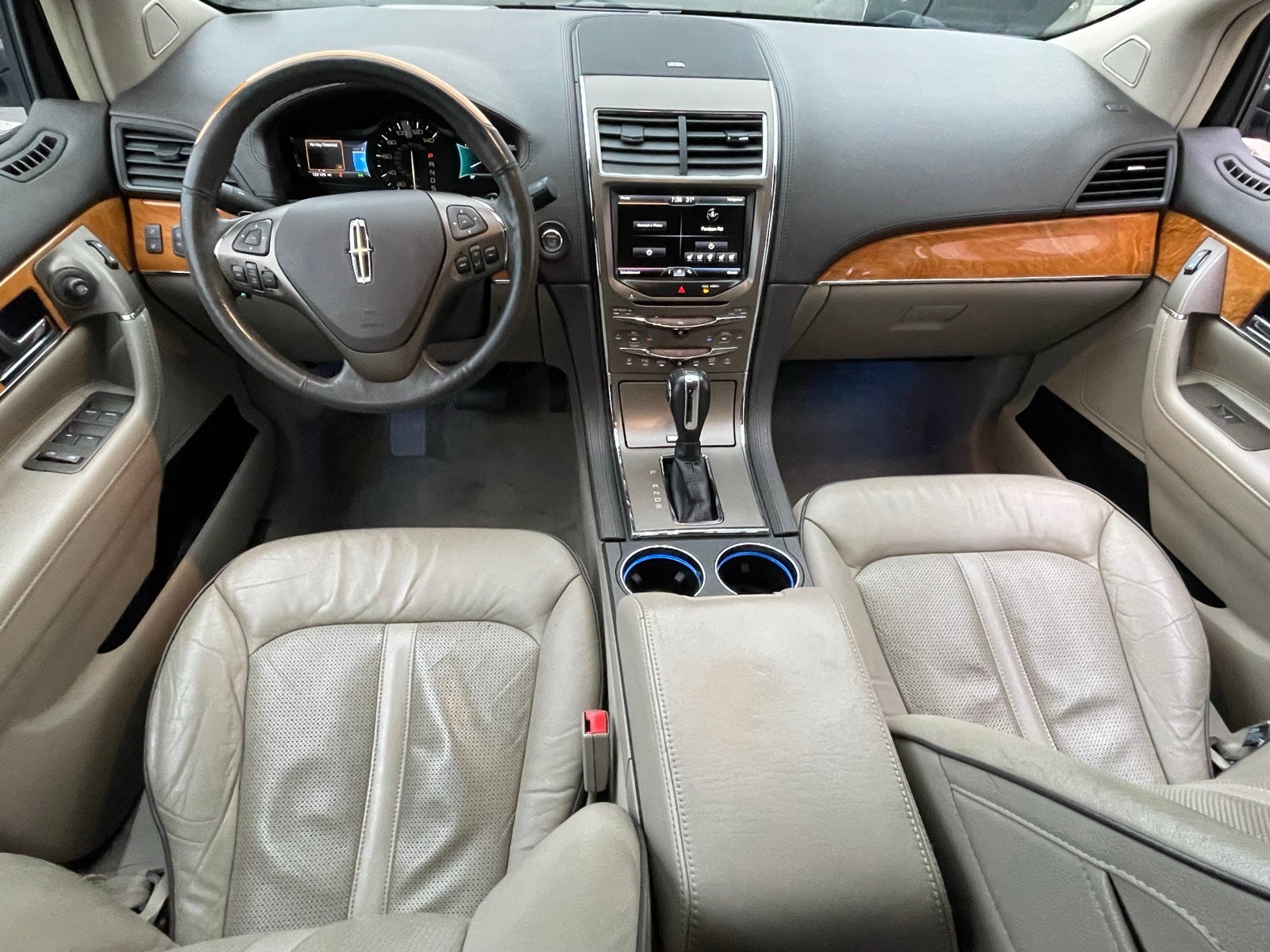 2014 Lincoln MKX Base Elite Equipment Group