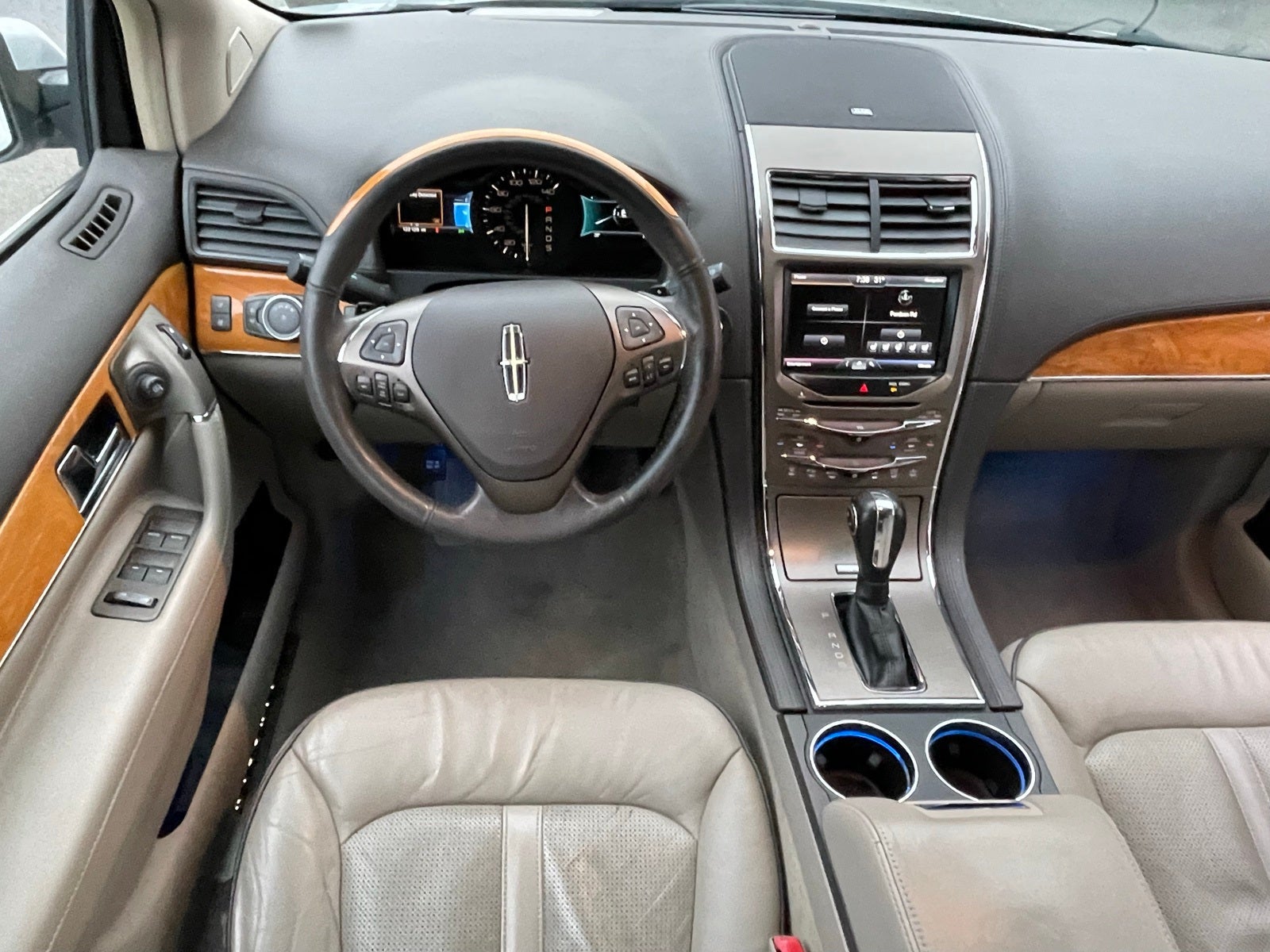 2014 Lincoln MKX Base Elite Equipment Group