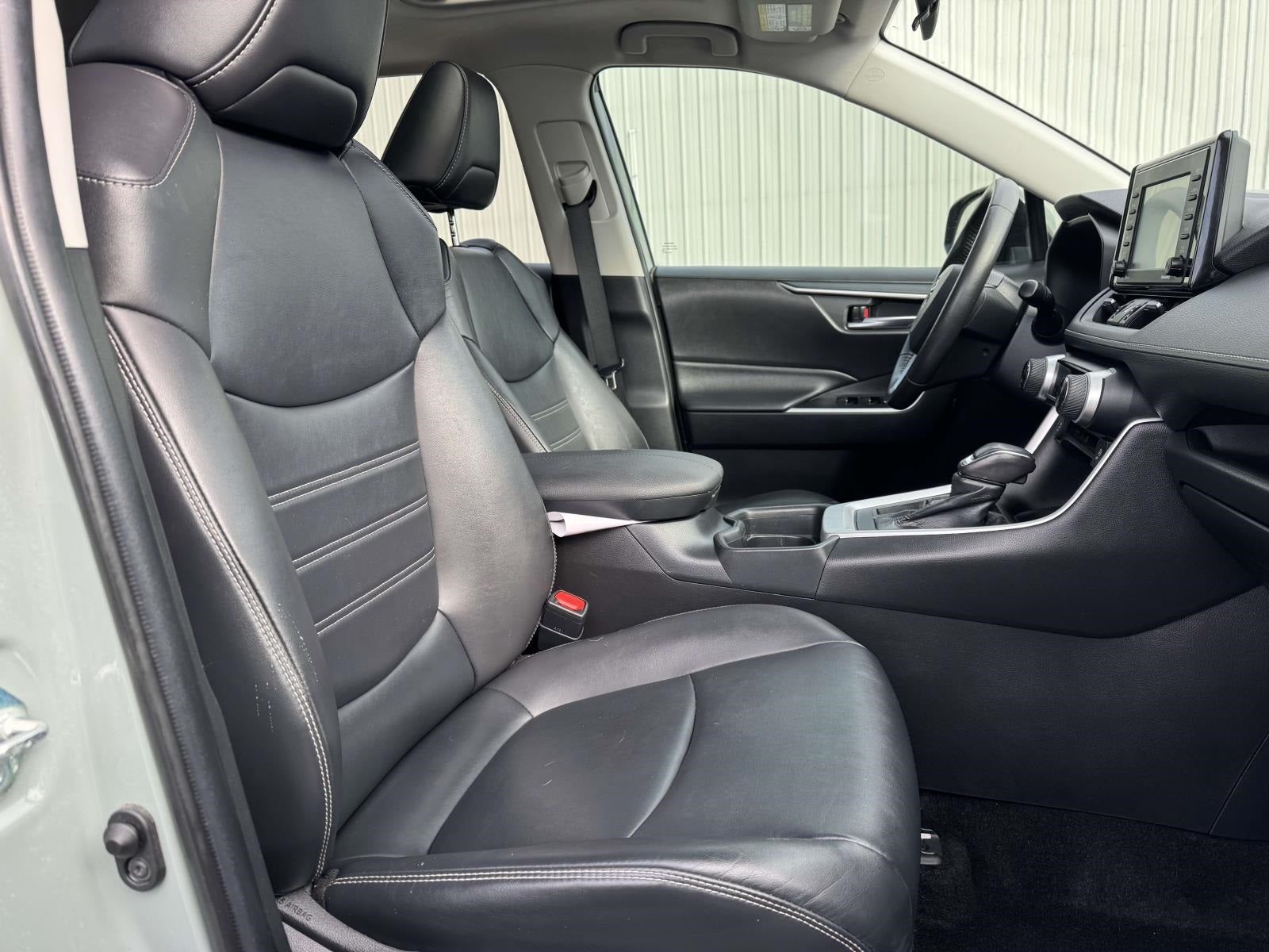 2020 Toyota RAV4 XLE Premium