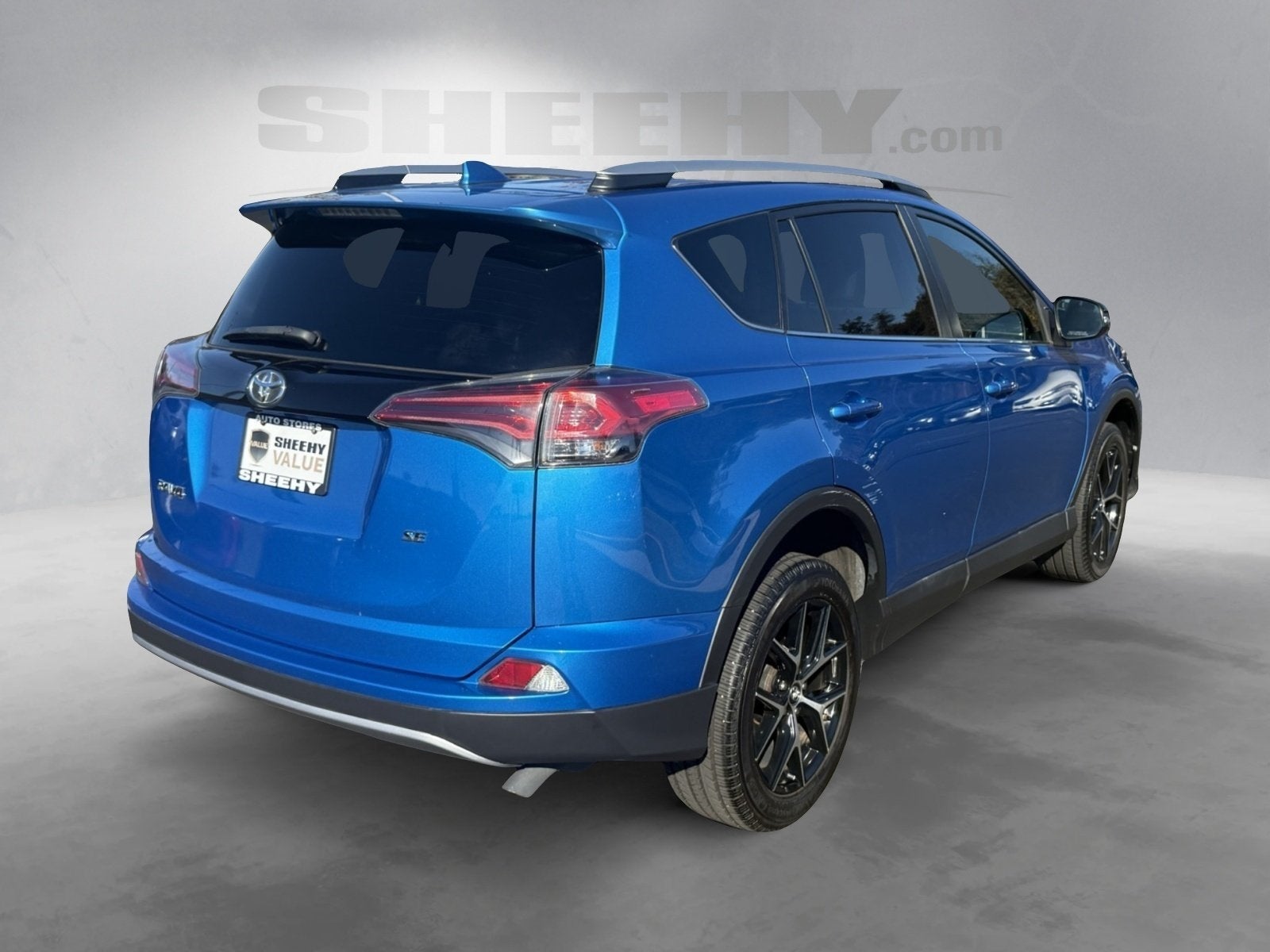 2018 Toyota RAV4 SE