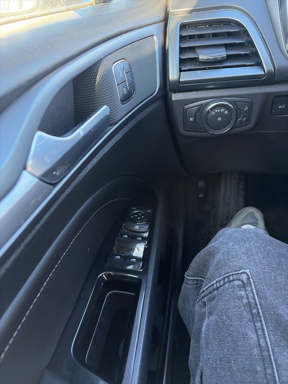 2016 Ford Fusion Hybrid Titanium