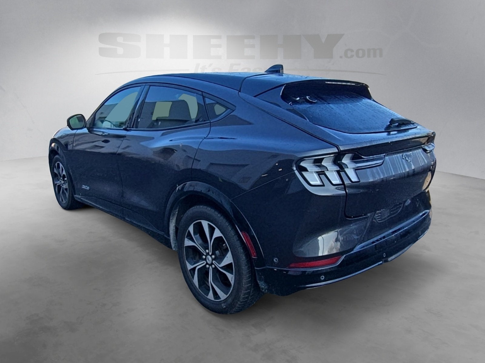 2022 Ford Mustang Mach-E Premium