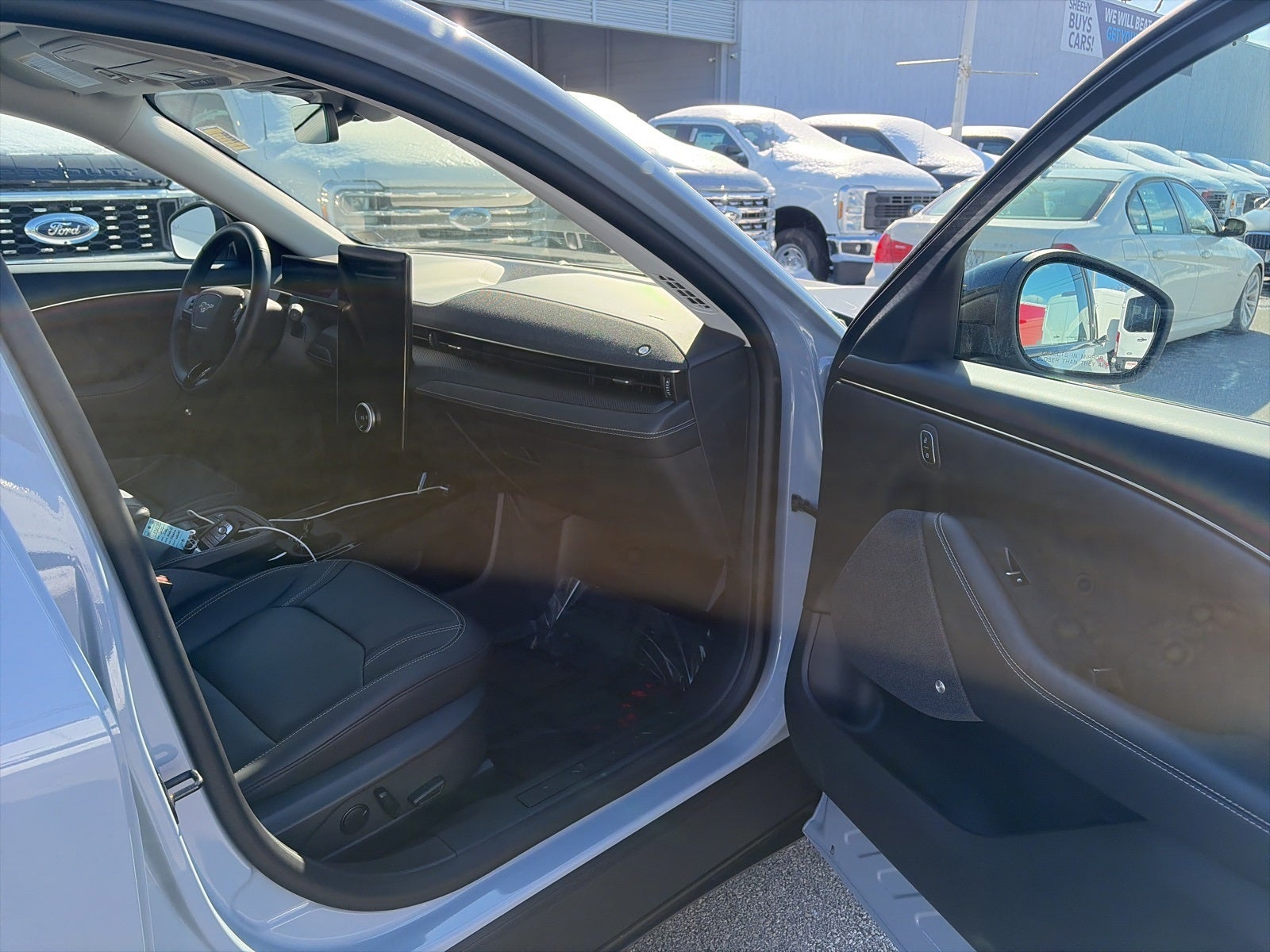 2025 Ford Mustang Mach-E Premium