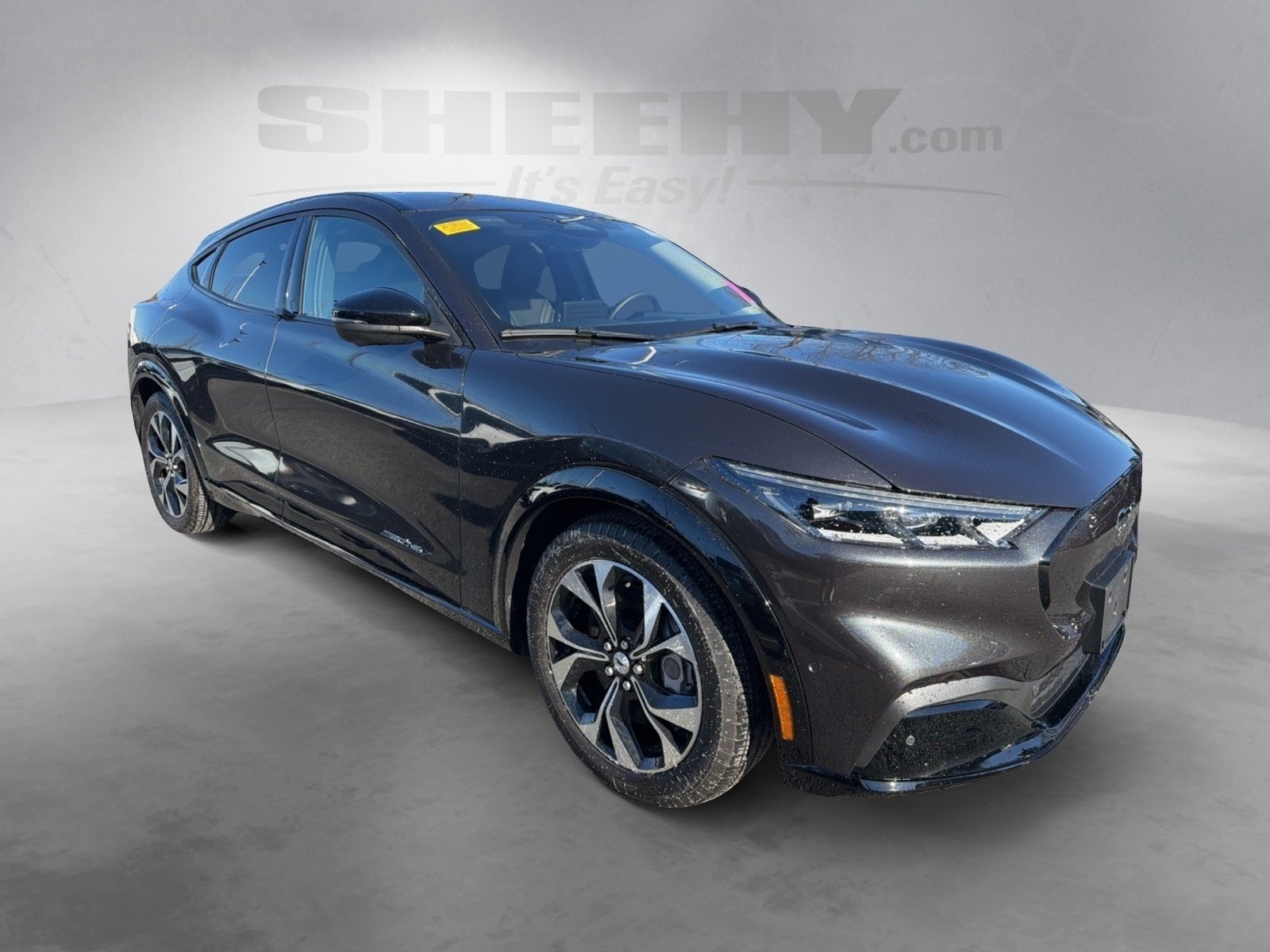 2022 Ford Mustang Mach-E Premium