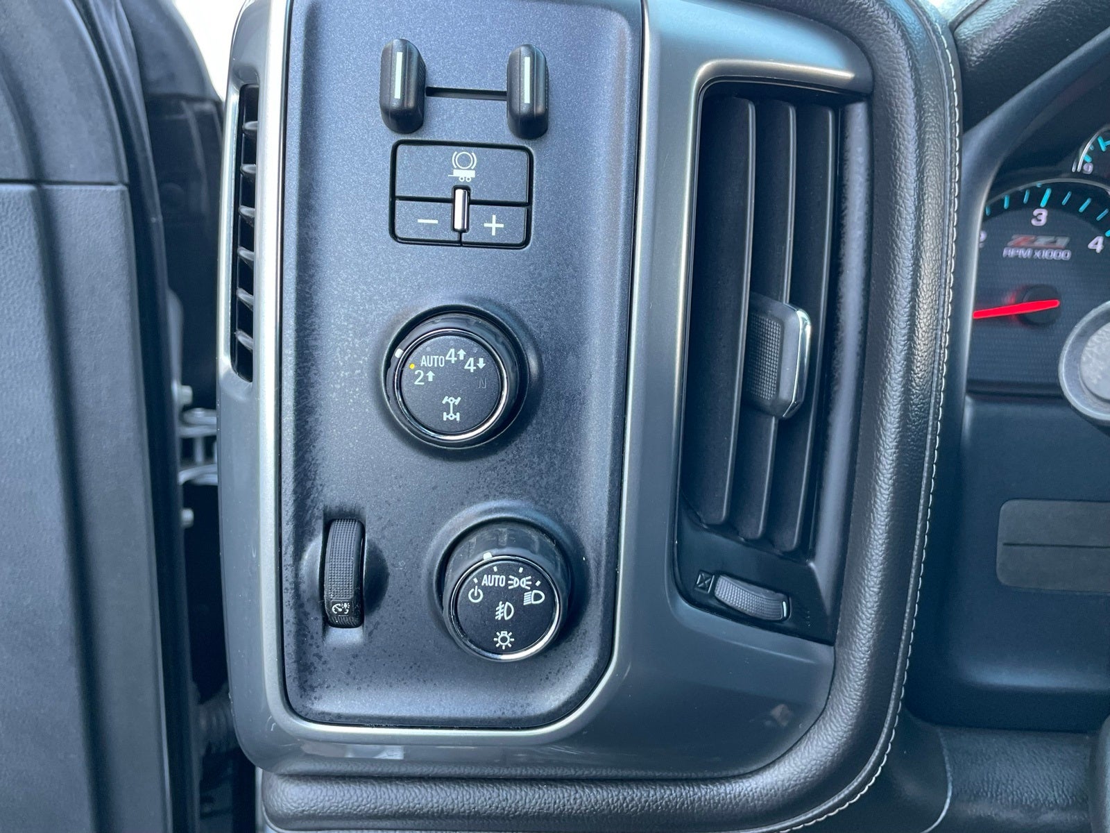 2017 Chevrolet Silverado 1500 LTZ 2LZ