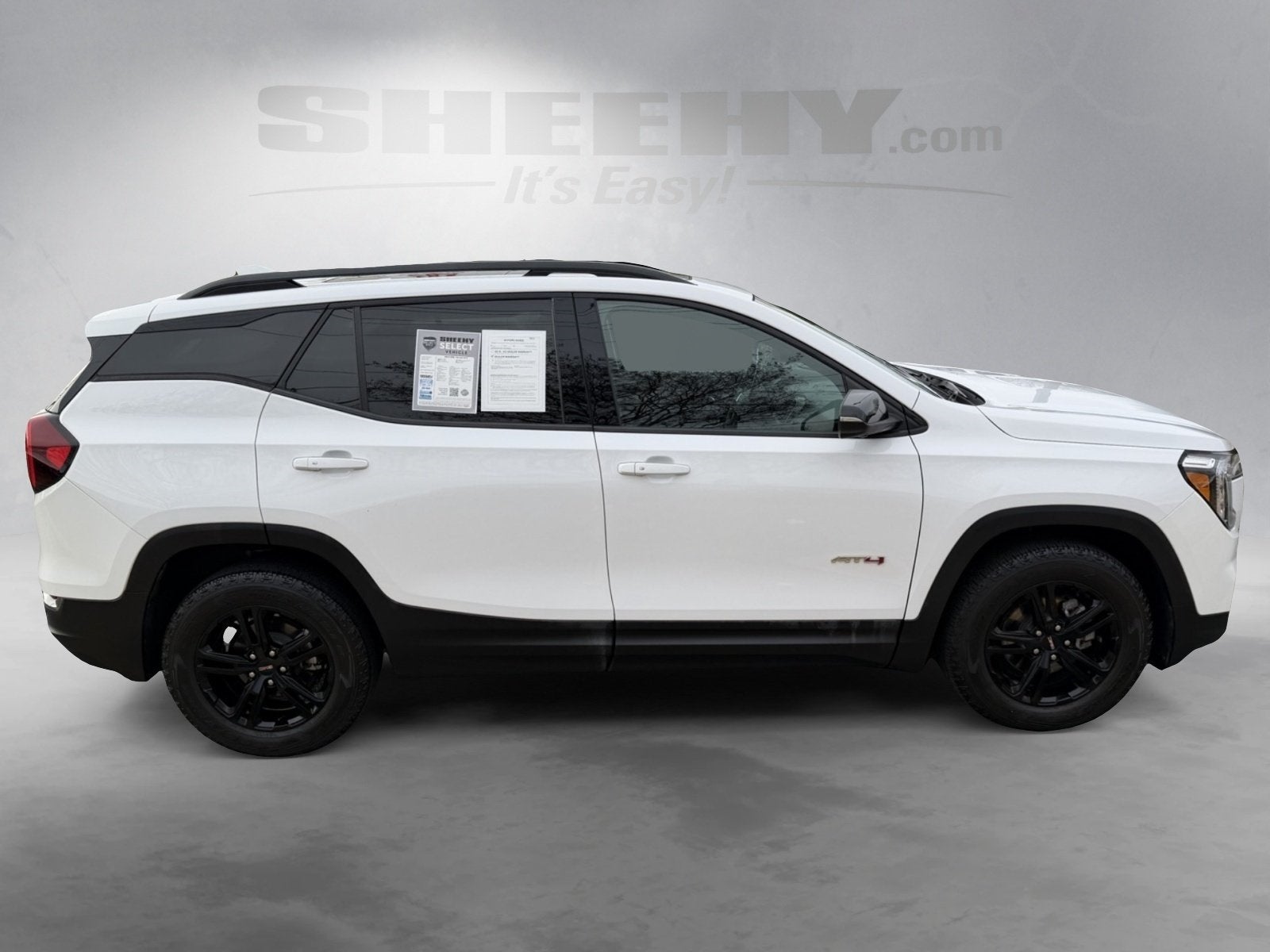 2023 GMC Terrain AT4