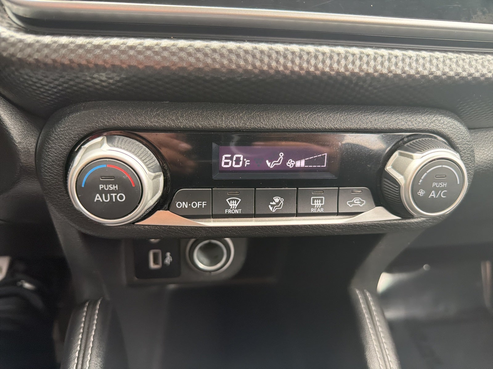 2019 Nissan Kicks SV