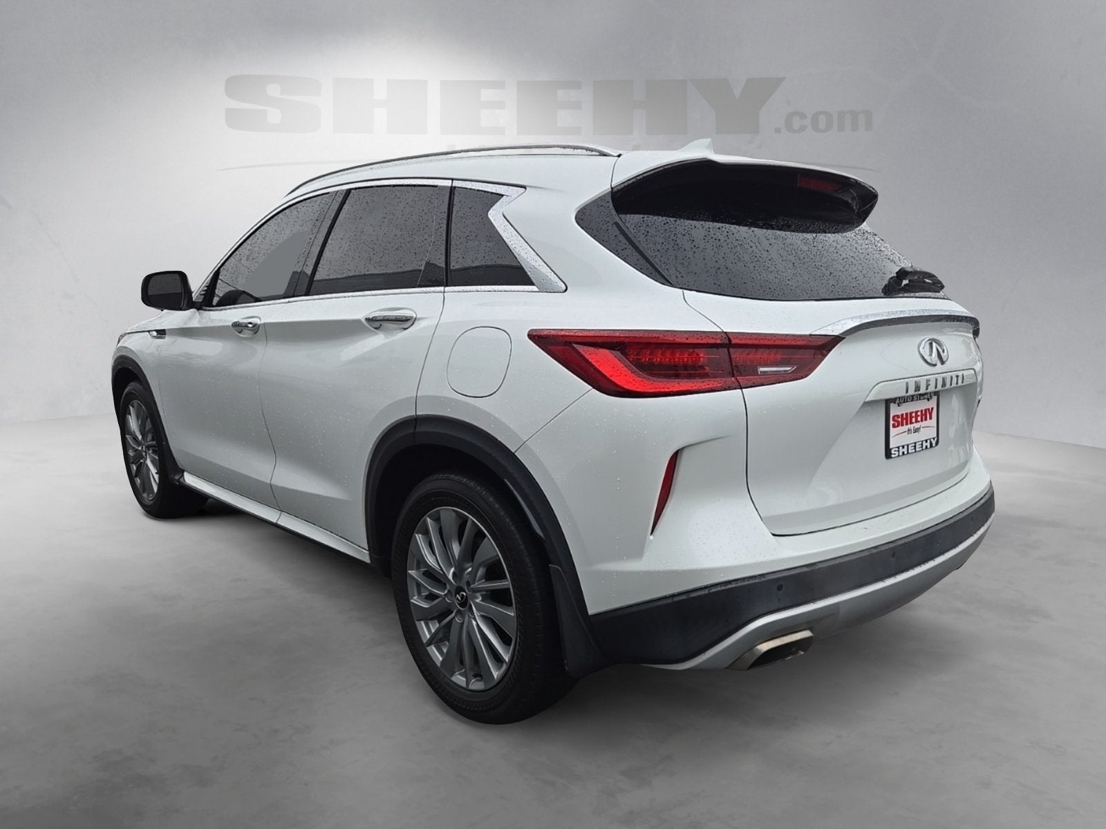 2023 INFINITI QX50 LUXE