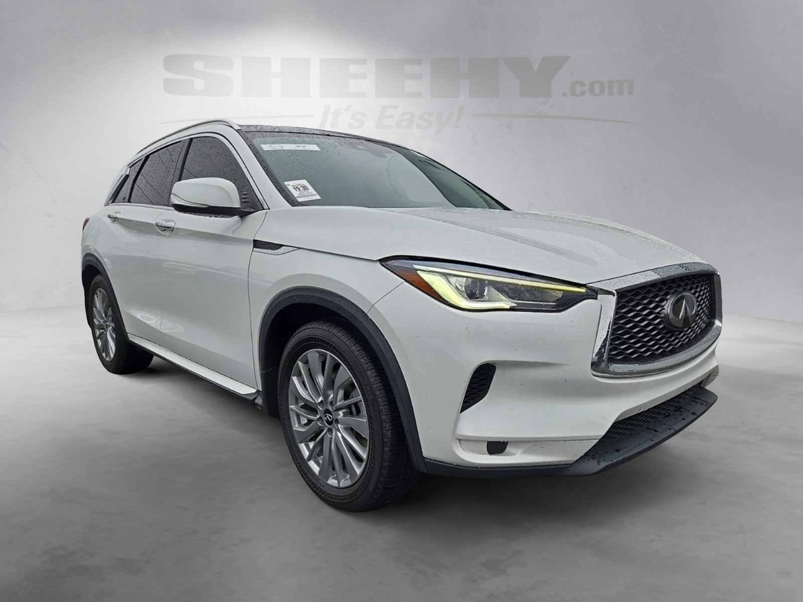 2023 INFINITI QX50 LUXE