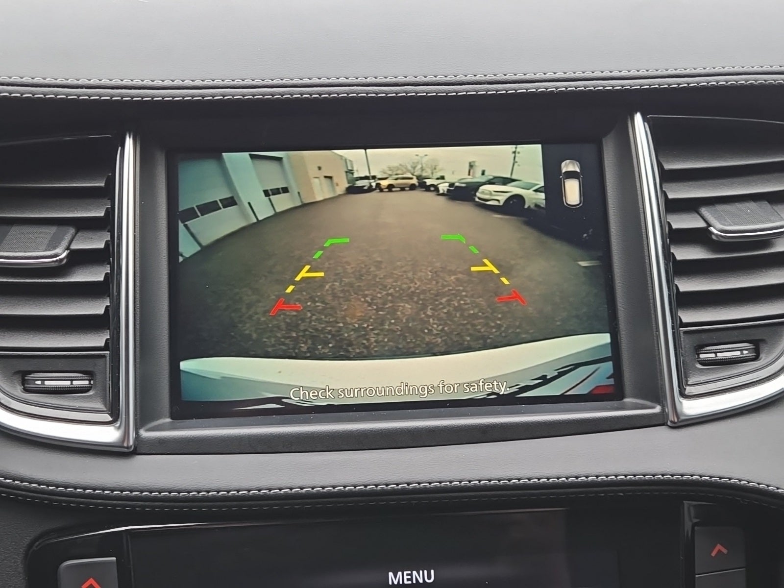 2023 INFINITI QX50 LUXE