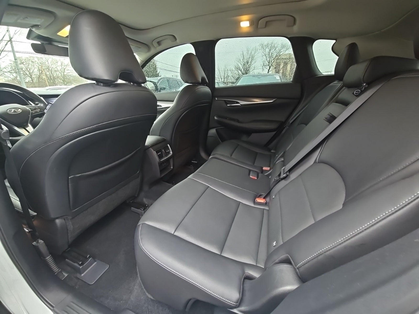 2023 INFINITI QX50 LUXE